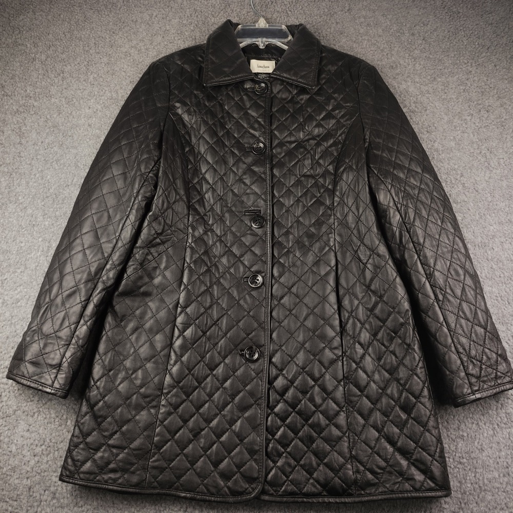 Neiman Marcus Lamb Leather Coat Womens Large Quilted Black Quiet Luxury